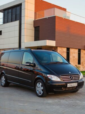 Mercedes Viano (Lux) Mercedes Viano (Lux)