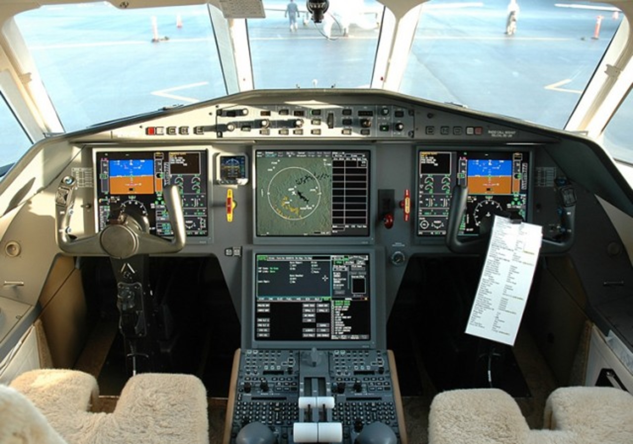 DASSAULT FALCON 2000 DASSAULT FALCON 2000
