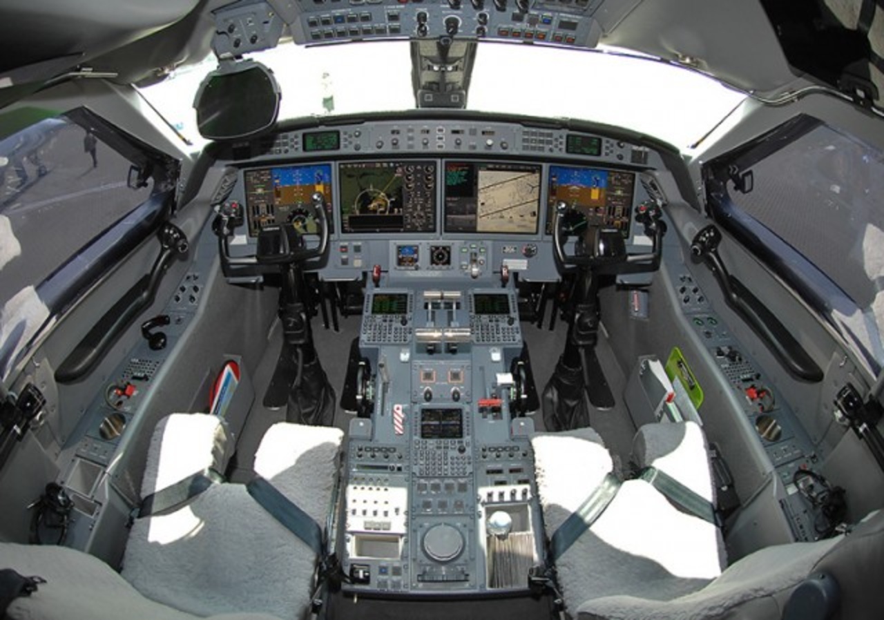 GULFSTREAM G550 GULFSTREAM G550