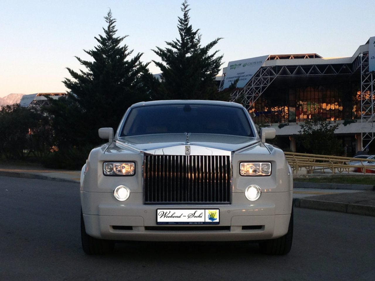 Rolls-Royce Phantom Rolls-Royce Phantom