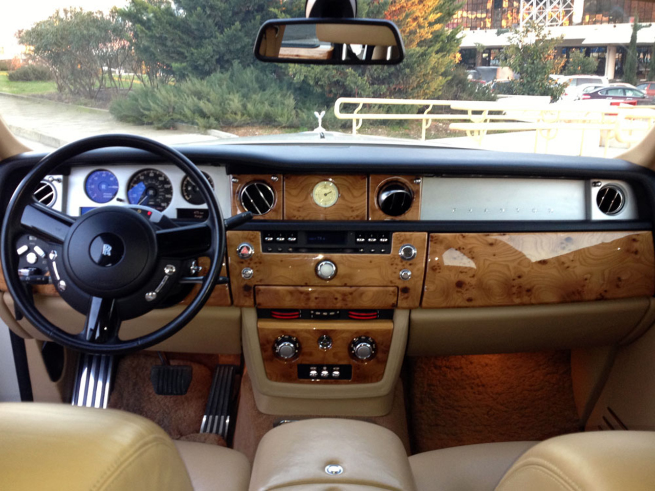 Rolls-Royce Phantom Rolls-Royce Phantom
