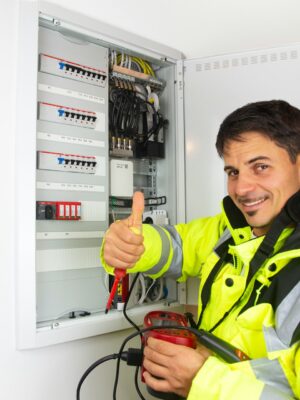 Монтаж автоматов и УЗО в вашем доме Монтаж автоматов и УЗО в вашем доме